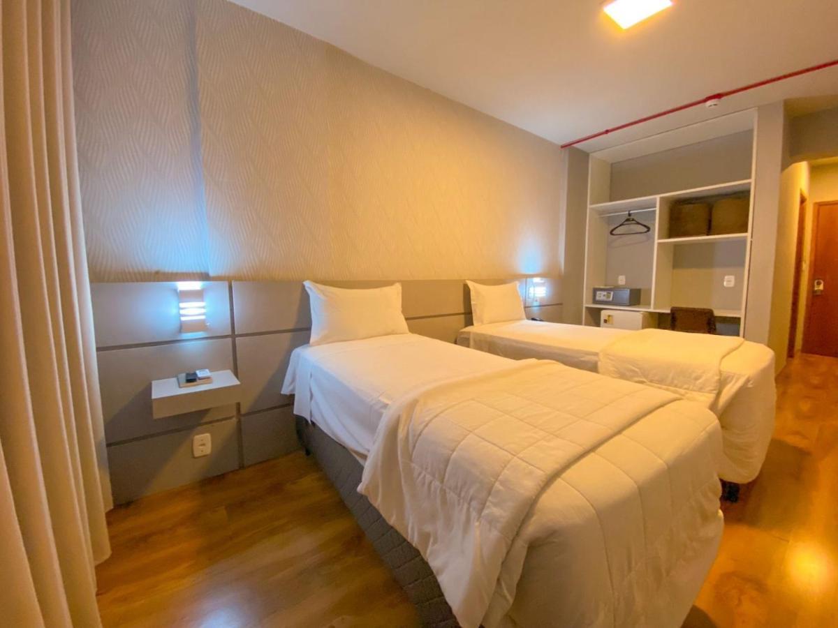 Hotel Verde Plaza 산타나 두 리브라멘토 외부 사진