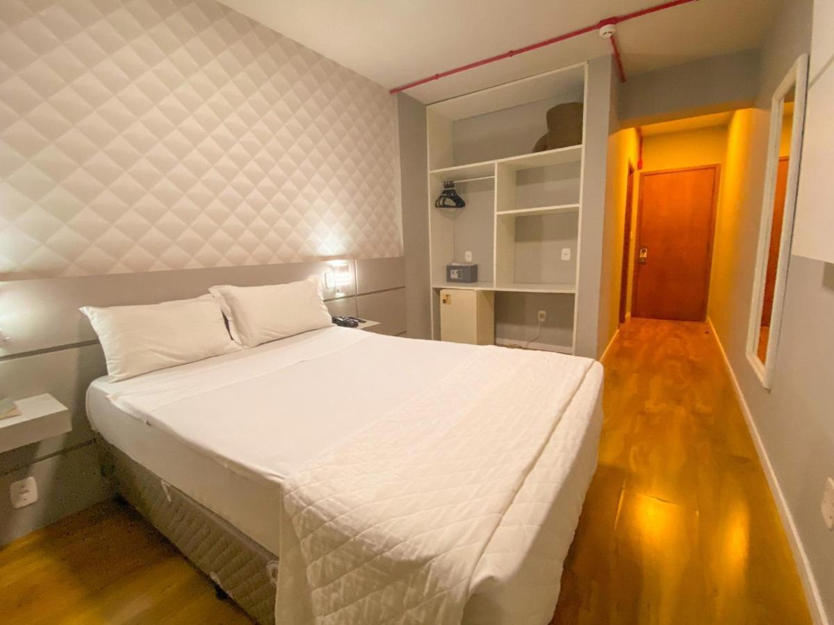 Hotel Verde Plaza 산타나 두 리브라멘토 외부 사진